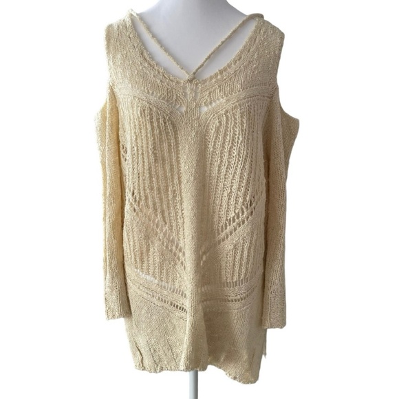 She + Sky Women’s Cold Shoulder Open Knit Sweater Size Large Off White Beige - Picture 2 of 7